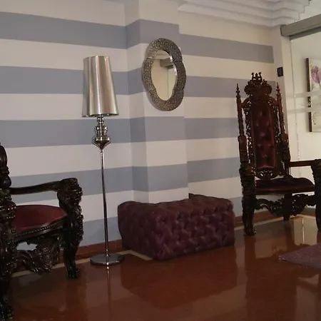 Hotell Dona Luisa 3*