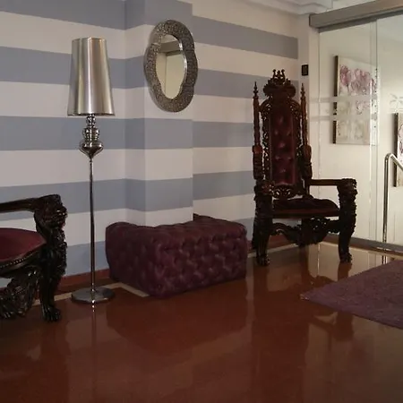 Dona Luisa San Luis de Sabinillas